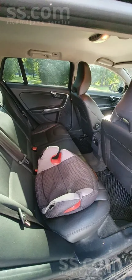 Volvo V60 2014 photo 5