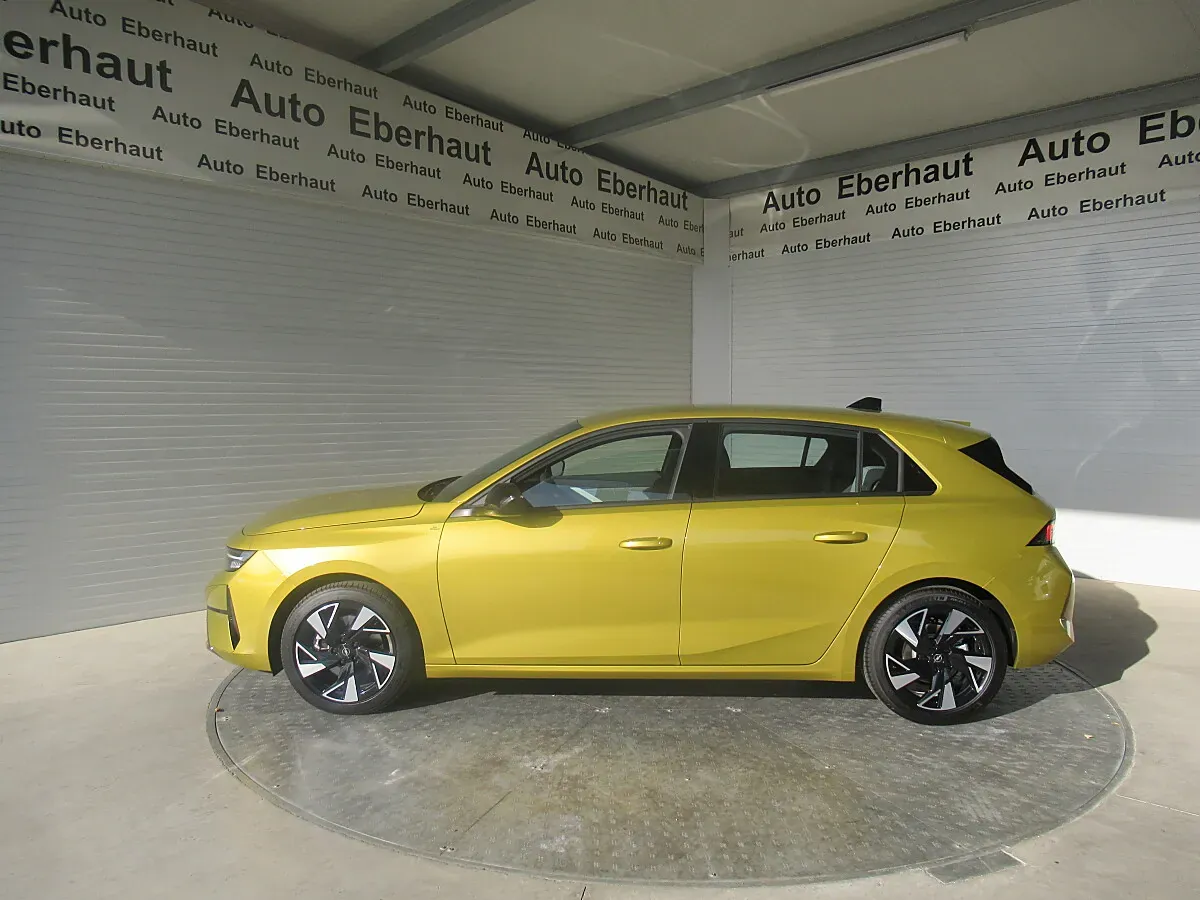 Opel Astra 2026 photo 2