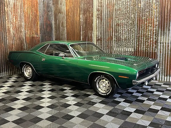 Plymouth Duster 340 1970 photo 3