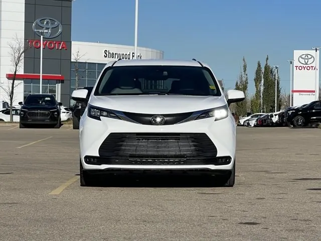 Toyota Sienna 2026 photo 3