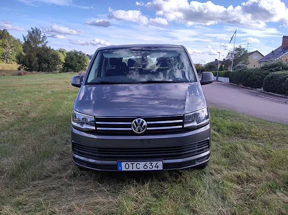 Volkswagen Caravelle 2017 photo 2