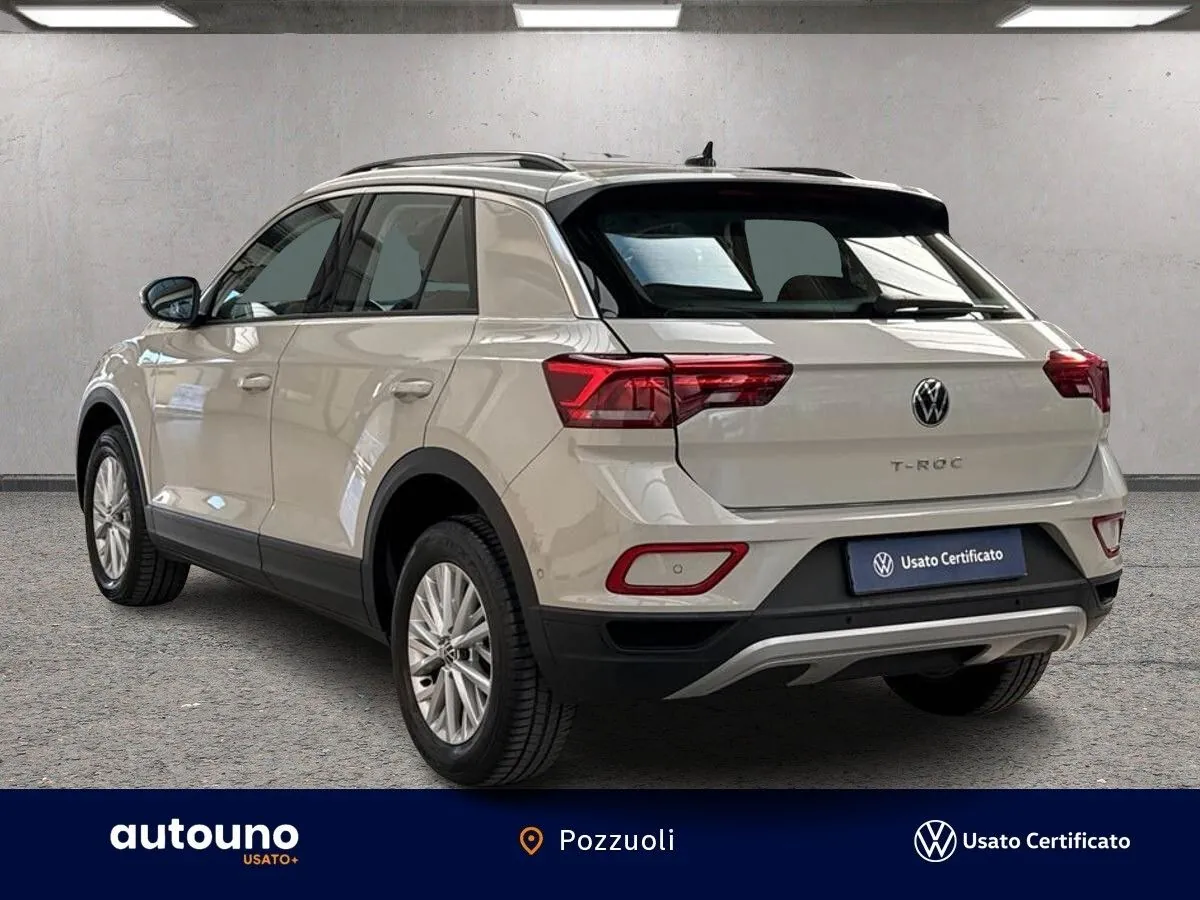 Volkswagen T-Roc 2024 photo 3