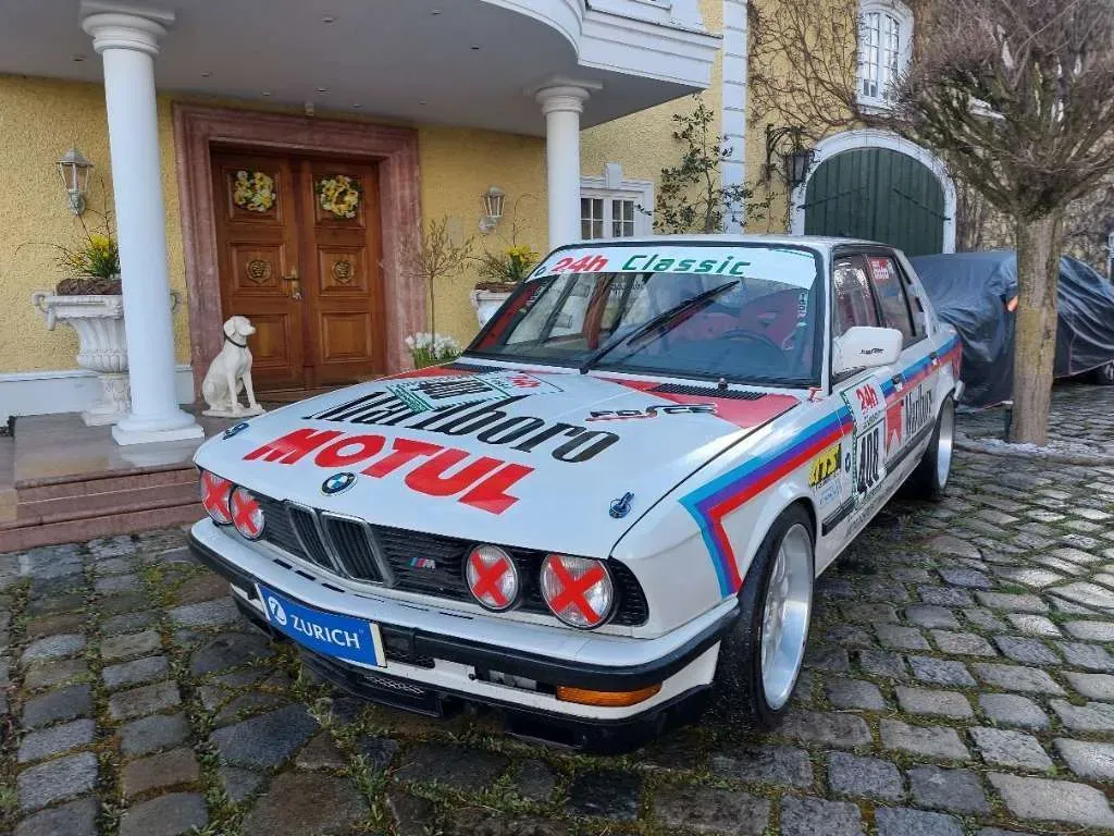 BMW 5 Series 1986 photo 2