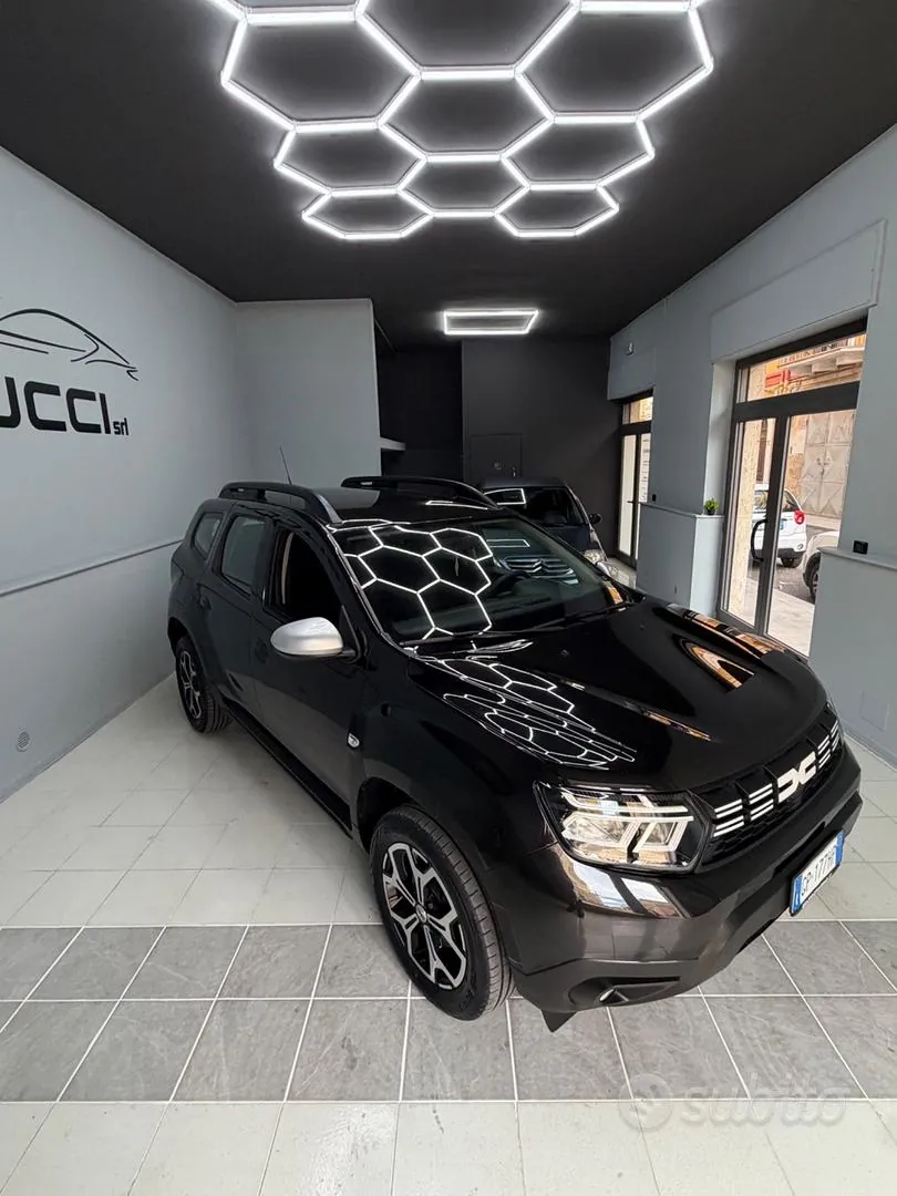 Dacia Duster 2023 photo 2