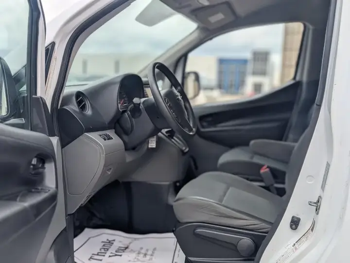 Nissan Nv200 2018 photo 5