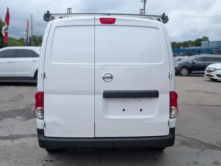 Nissan Nv200 2018 photo 4