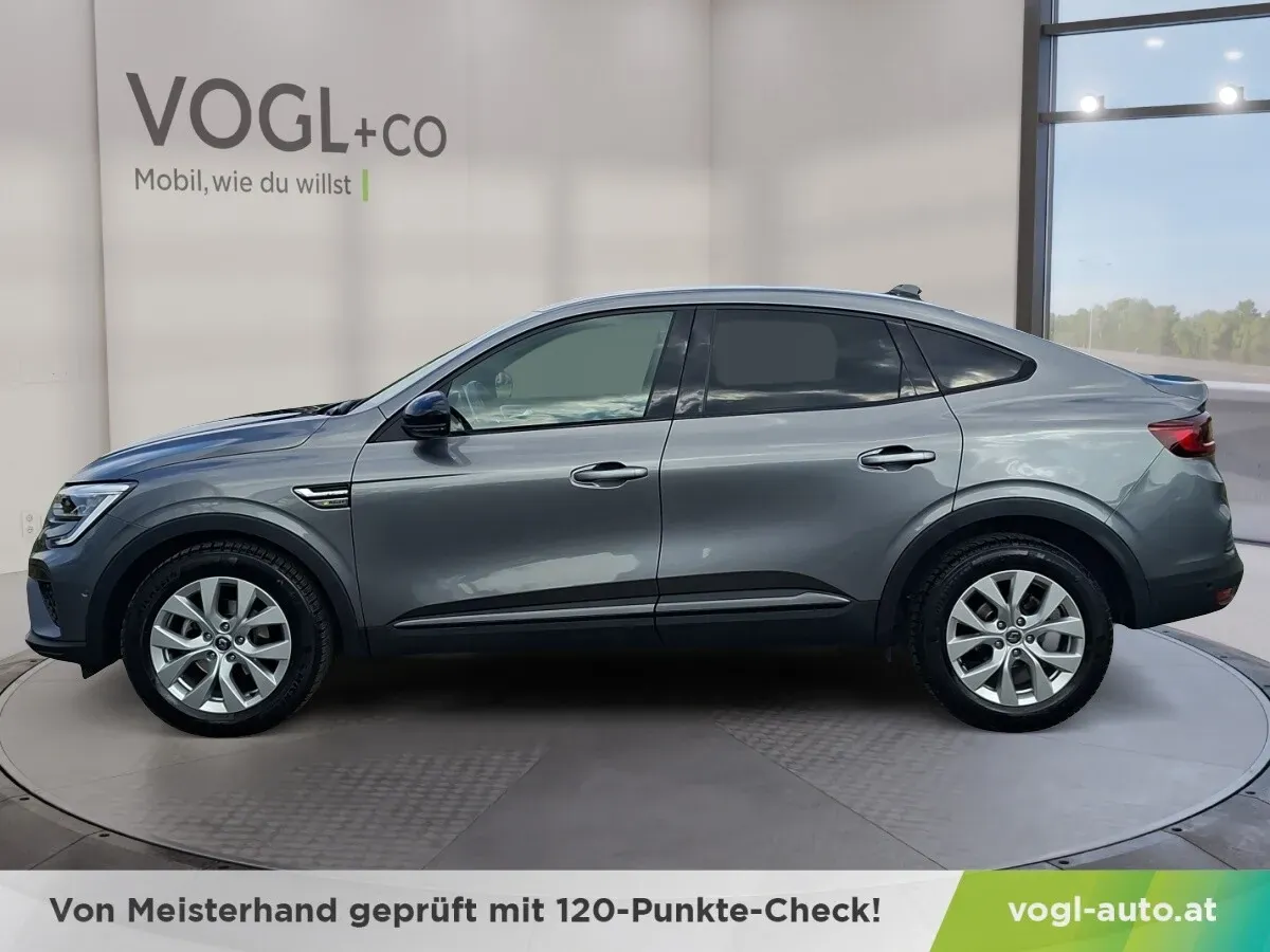 Renault Arkana 2023 photo 2