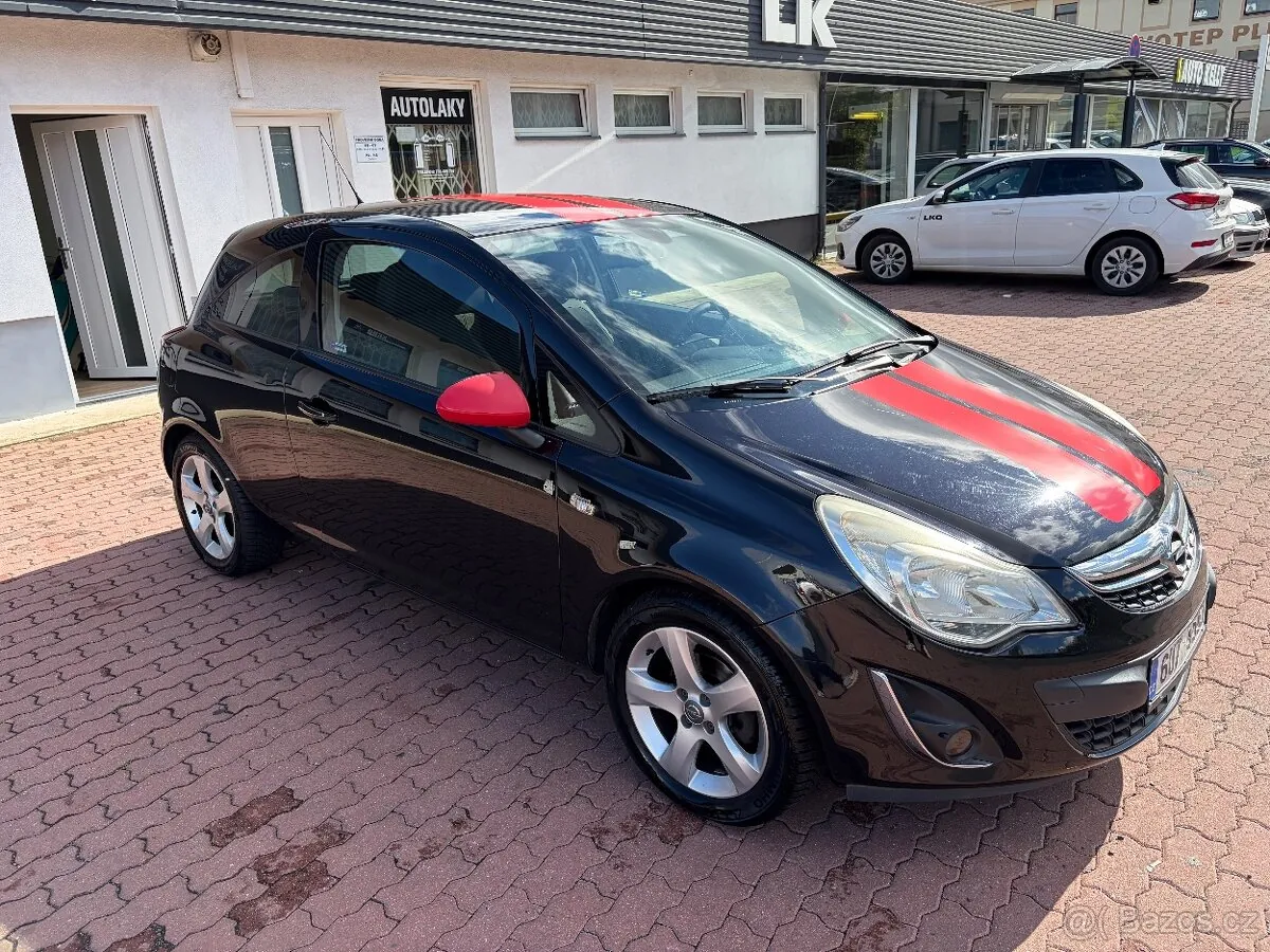 Opel Corsa 2012 photo 3