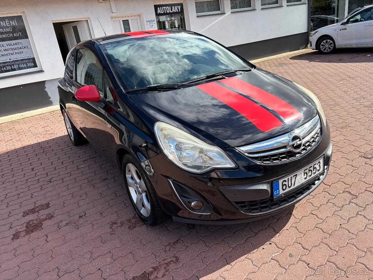 Opel Corsa 2012 photo 2