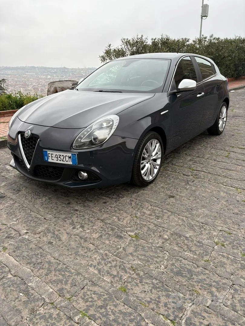 Alfa Romeo Giulietta 2016 photo 3