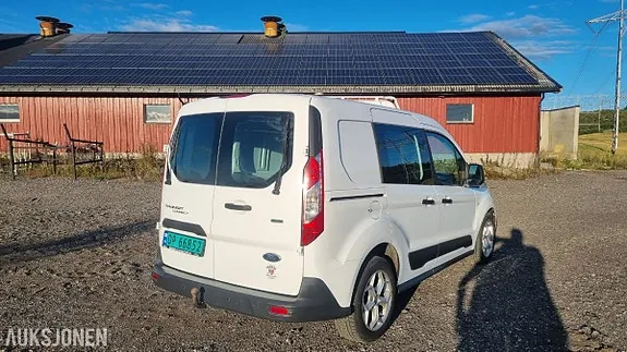 Ford Connect 2015 photo 4