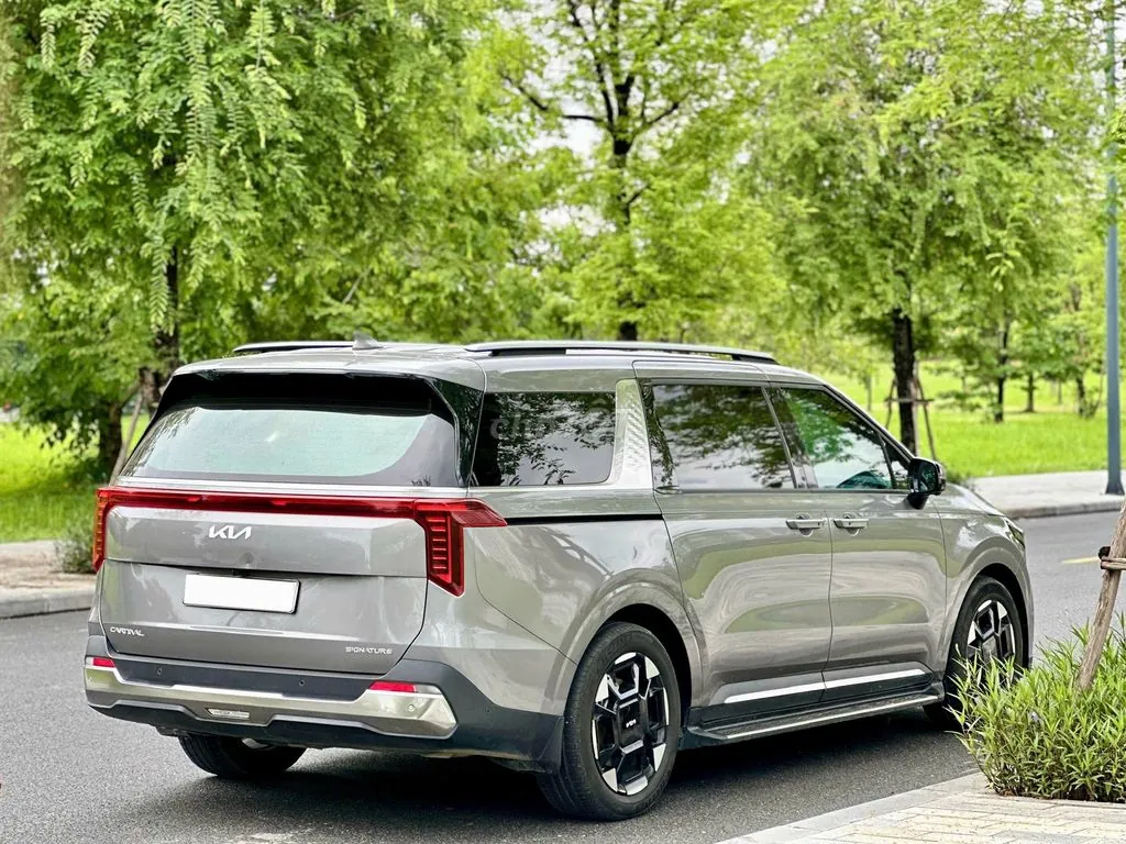 Kia Carnival 2024 photo 4