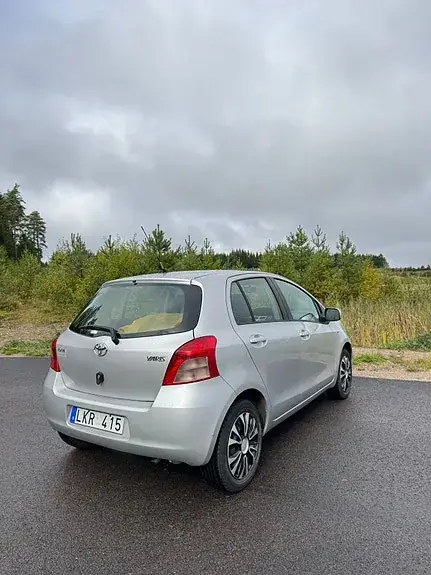 Toyota Yaris 2006 photo 3