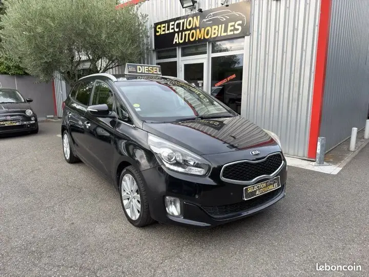 Kia Carens