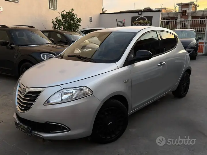 Lancia Ypsilon 2011 photo 3