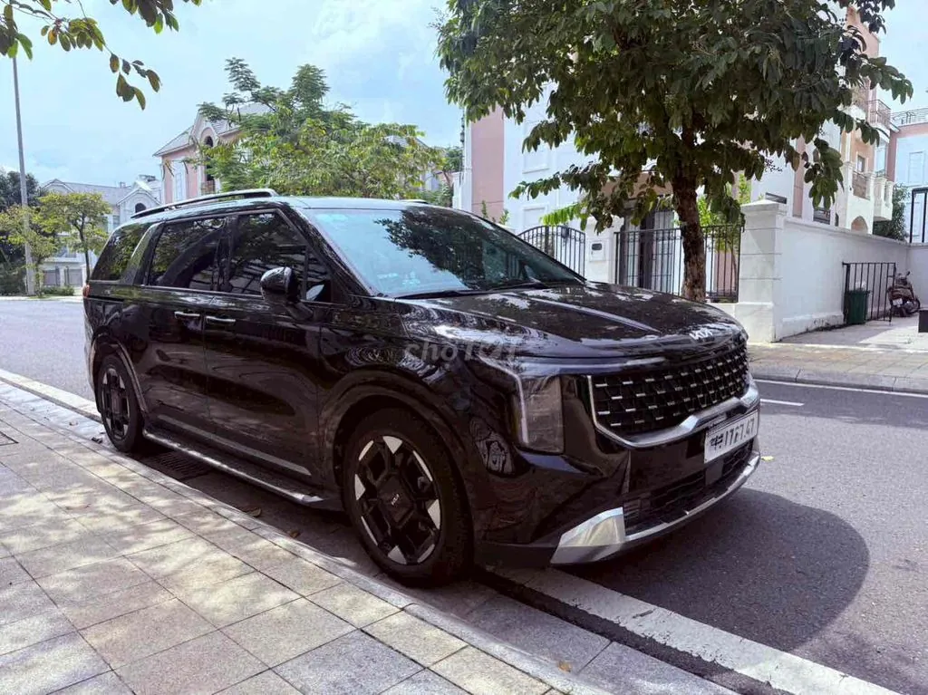 Kia Carnival 2025 photo 2