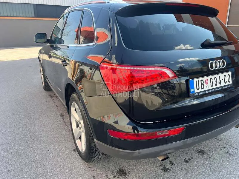 Audi Q5 2011 photo 2