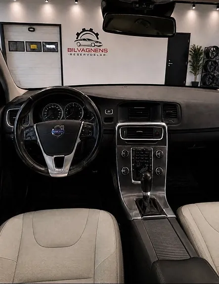 Volvo V60 2012 photo 4