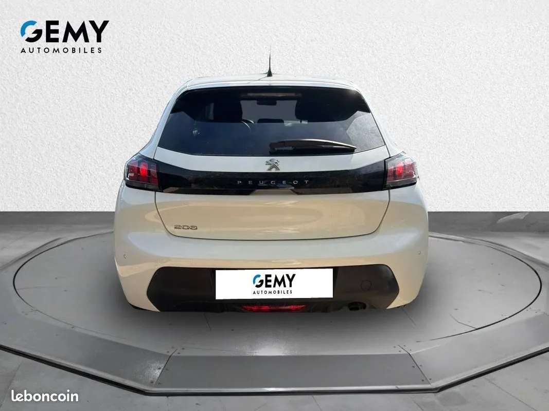 Peugeot 208 2022 photo 5