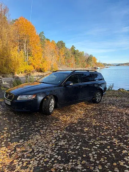 Volvo V70 2011 photo 4