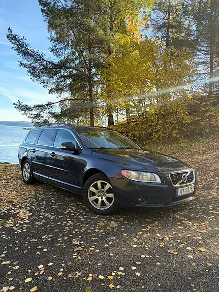 Volvo V70 2011 photo 3