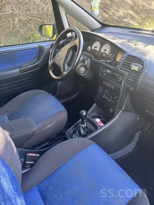 Opel Zafira 2001 photo 3