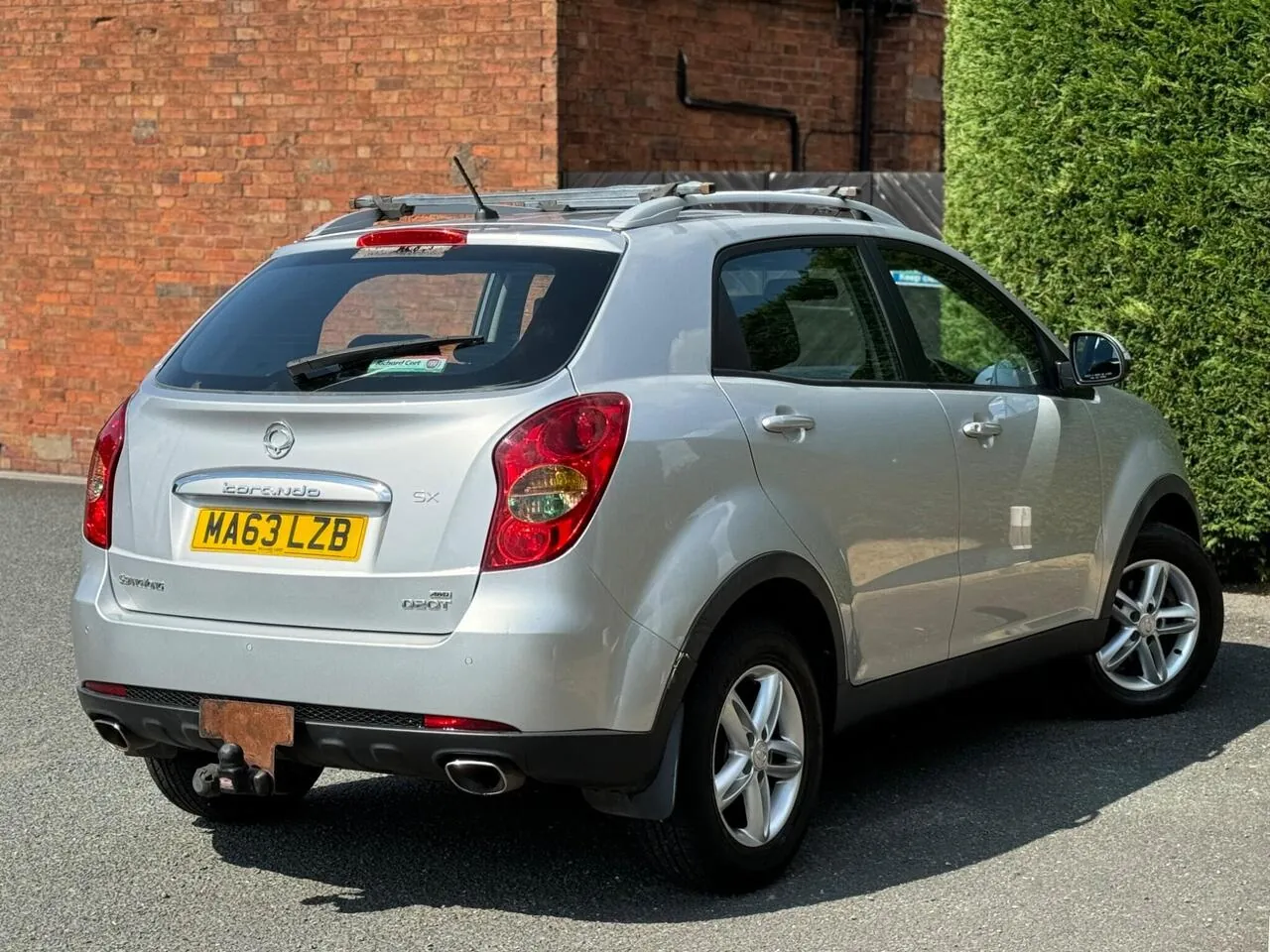 KG Mobility Korando 2013 photo 2