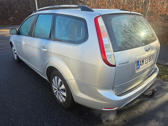Ford Focus 2010 photo 4
