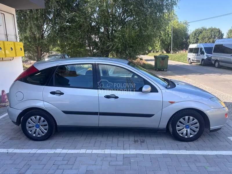 Ford Focus 2001 photo 3