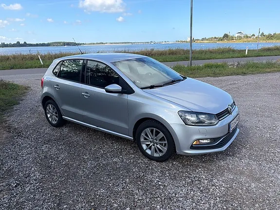 Volkswagen Polo 2017 photo 2