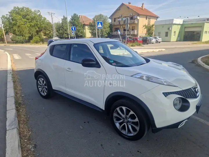 Nissan Juke 2013 photo 4