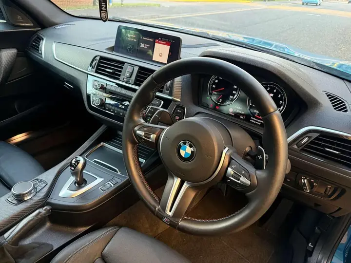 BMW M2 2018 photo 2