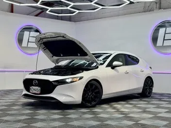 Mazda 3 2022 photo 4