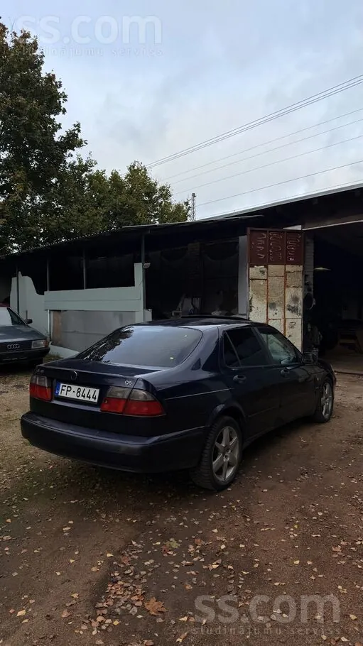Saab 9-5 1999 photo 4