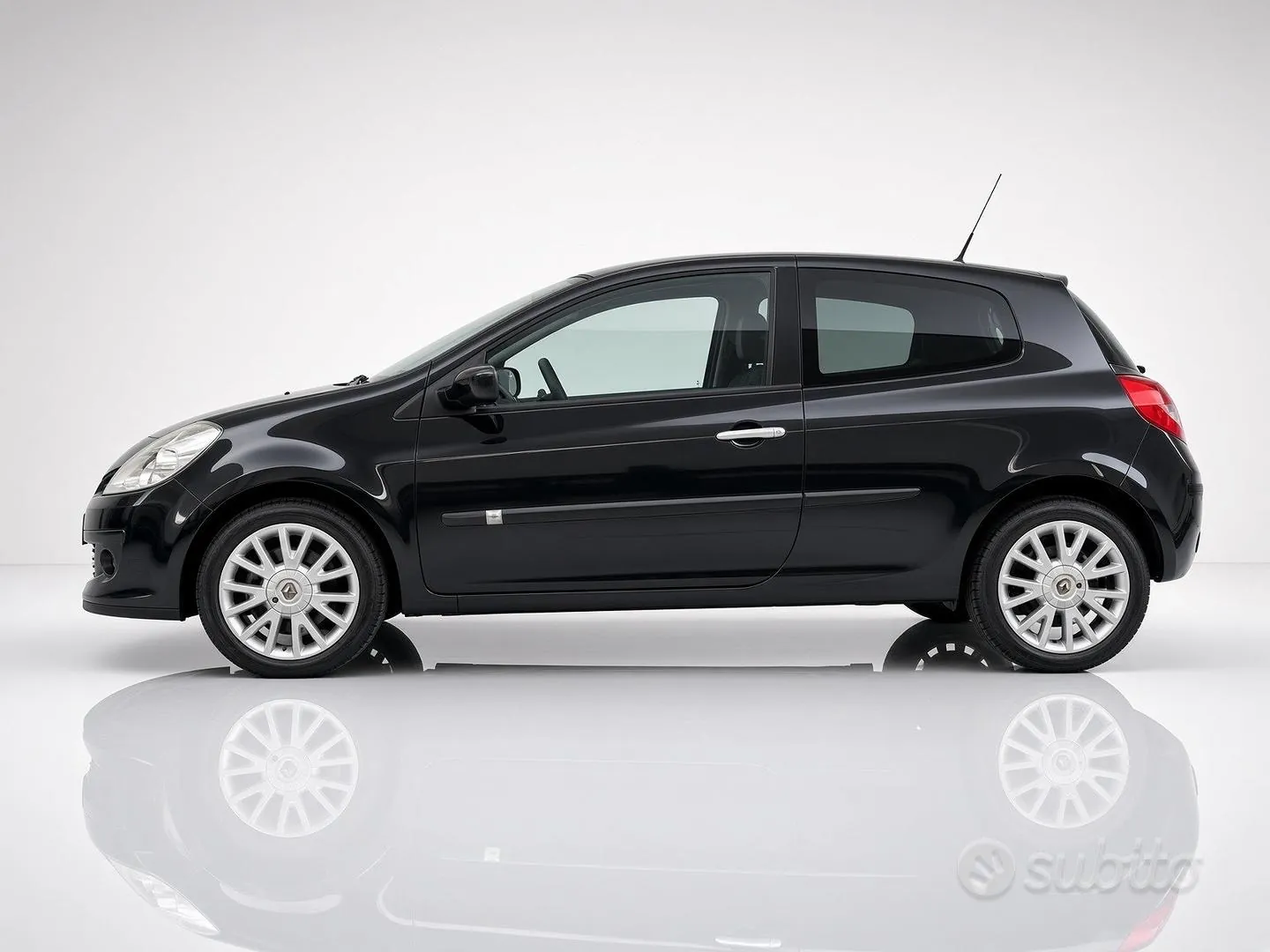 Renault Clio 2008 photo 4
