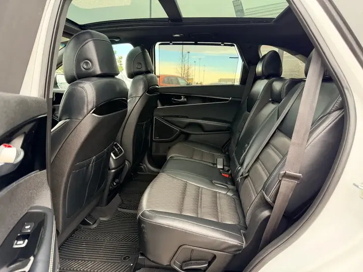 Kia Sorento 2017 photo 4