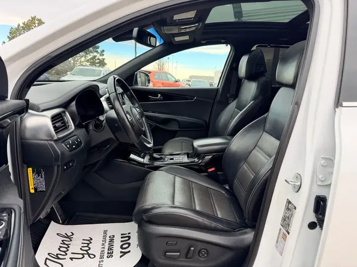 Kia Sorento 2017 photo 2