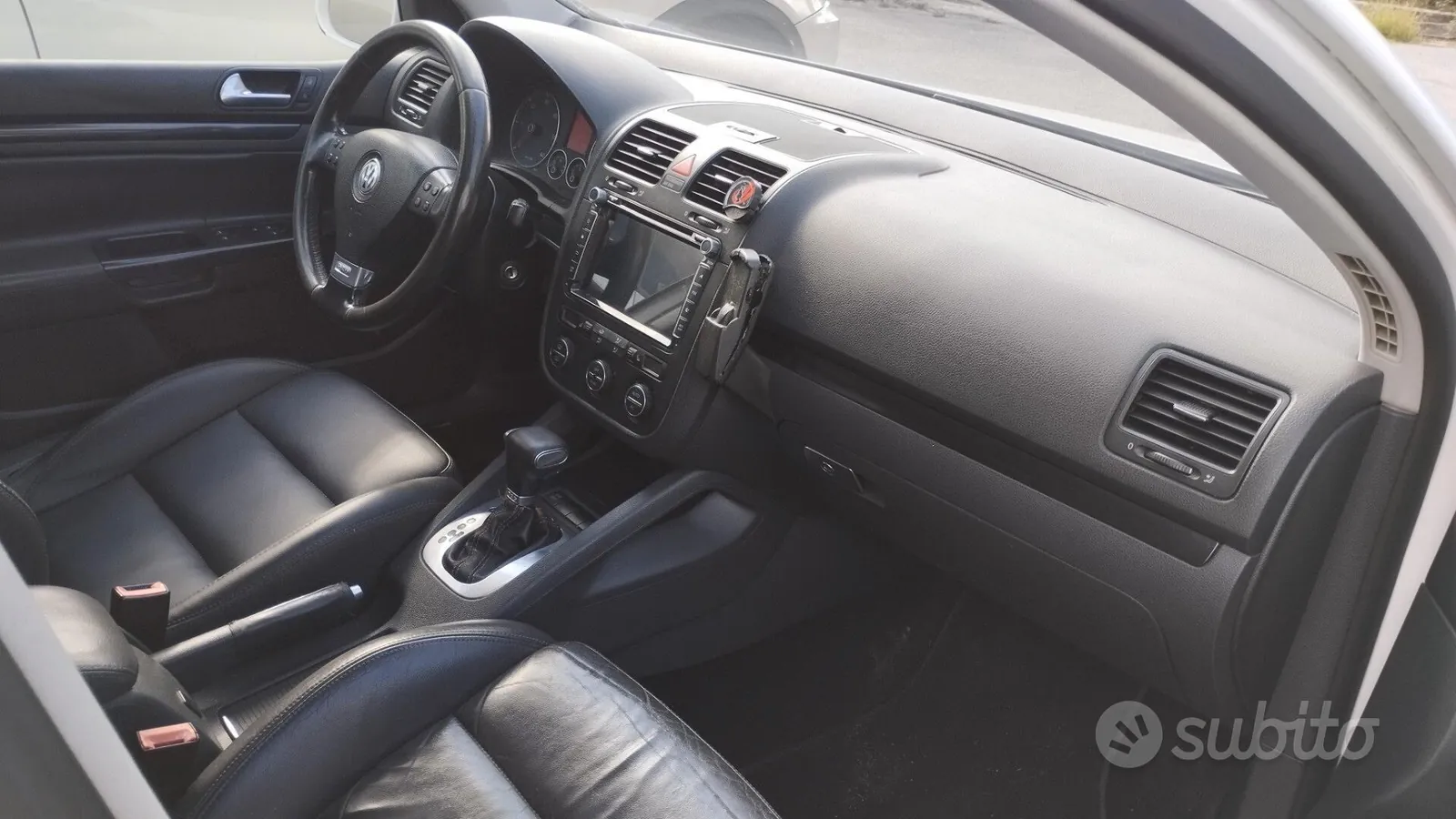 Volkswagen Golf 2008 photo 4