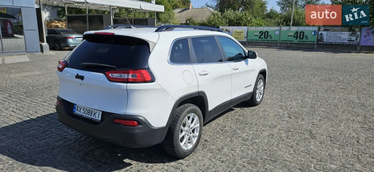 Jeep Cherokee 2014 photo 4