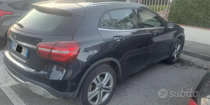 Mercedes-Benz Gla 2018 photo 3