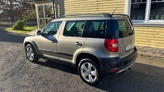 Skoda Yeti 2010 photo 2