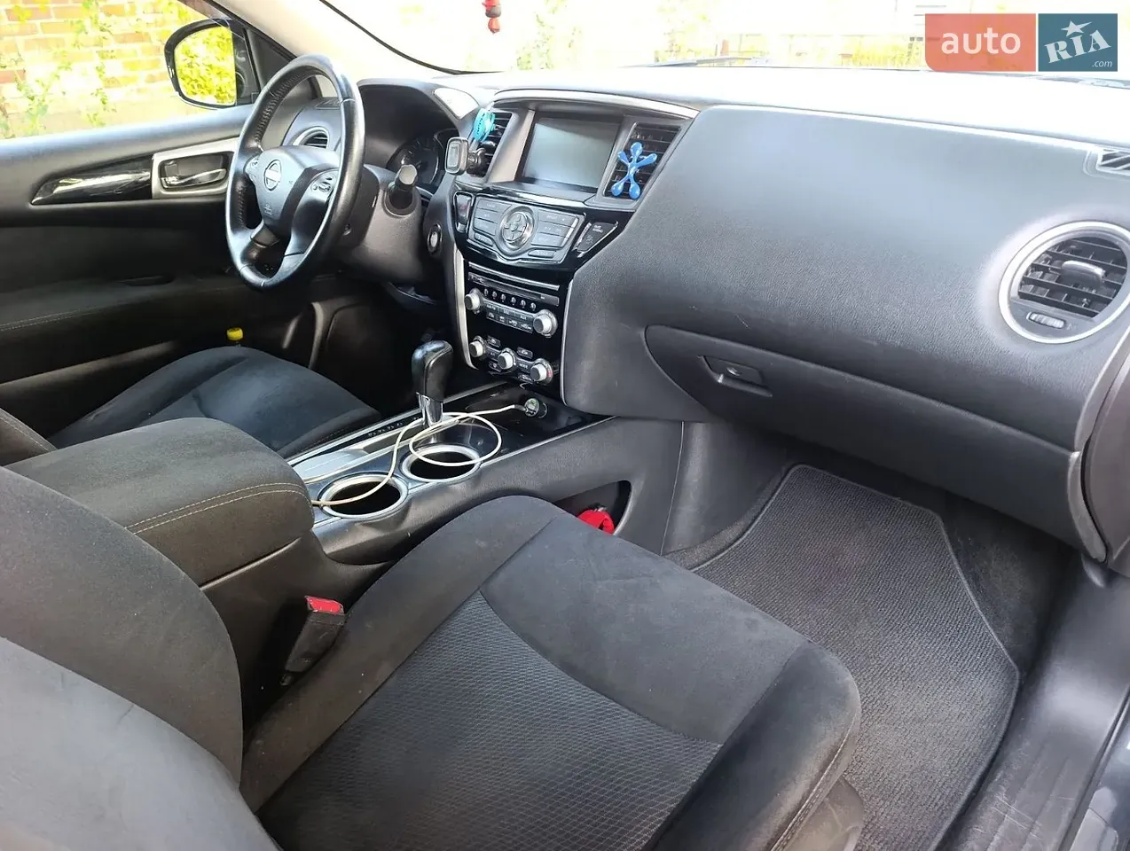 Nissan Pathfinder 2014 photo 4