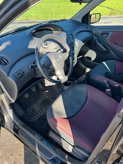 Toyota Yaris 2005 photo 4