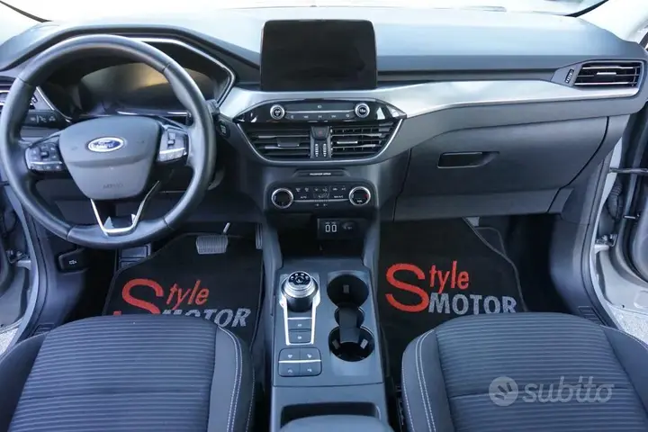 Ford Kuga 2022 photo 5