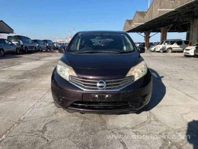 Nissan Note X 2013 photo 5