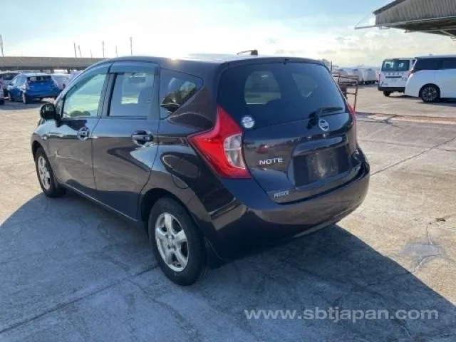 Nissan Note X 2013 photo 3
