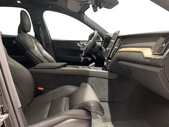Volvo Xc60 2026 photo 4