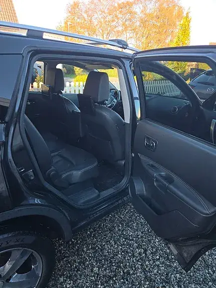 Nissan Qashqai+2 2009 photo 3