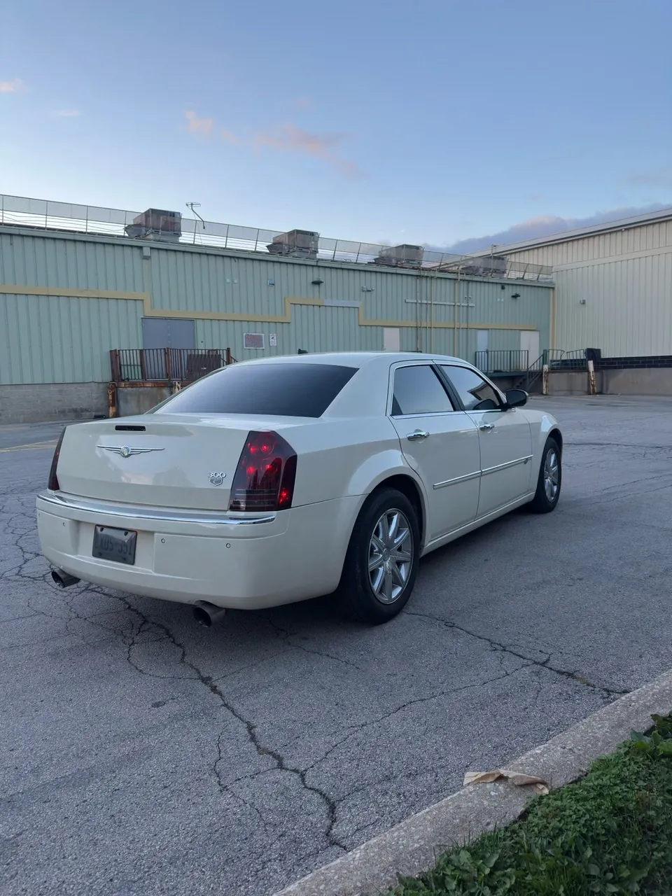 Chrysler 300C 2008 photo 3