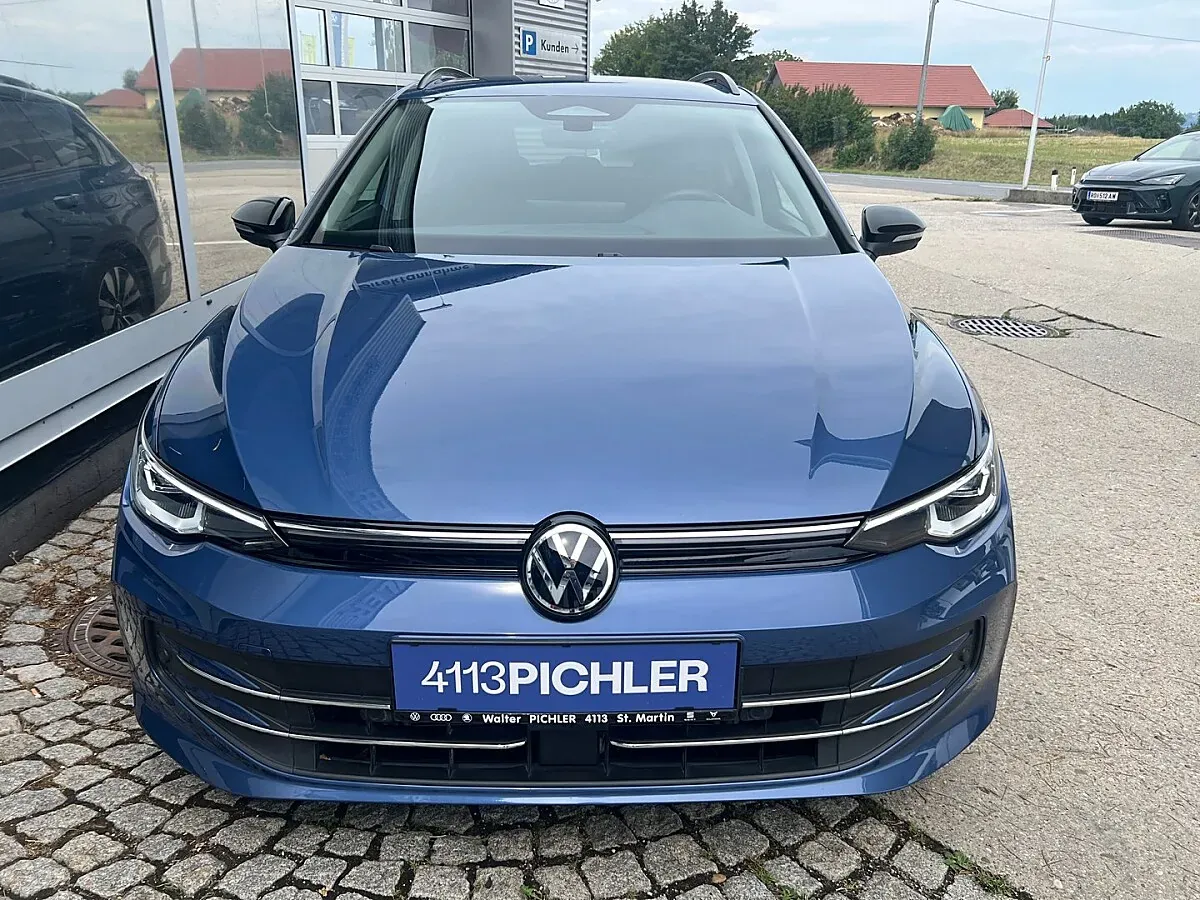 Volkswagen Golf 2025 photo 2